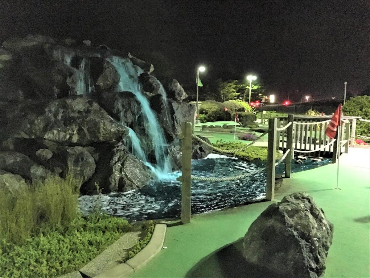 Emerald Dolphin Inn & Mini Golf Fort Bragg Exteriér fotografie